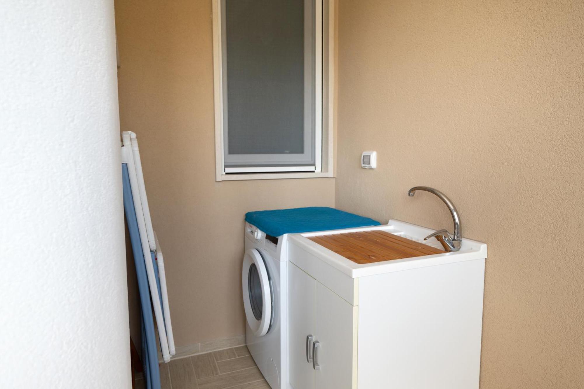 Monopoli Favolosa - Spacious 100Mq Apt. W/ Parking Exterior foto